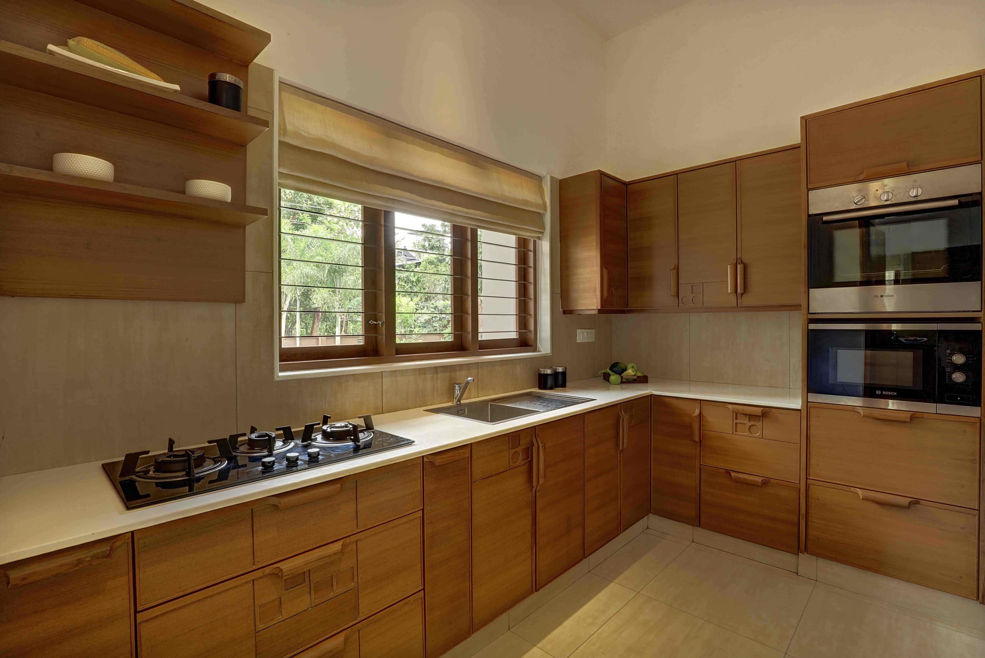 Lucent House - Image 9