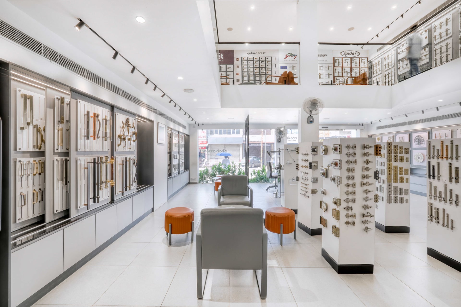 The Promient Fold - Image 6