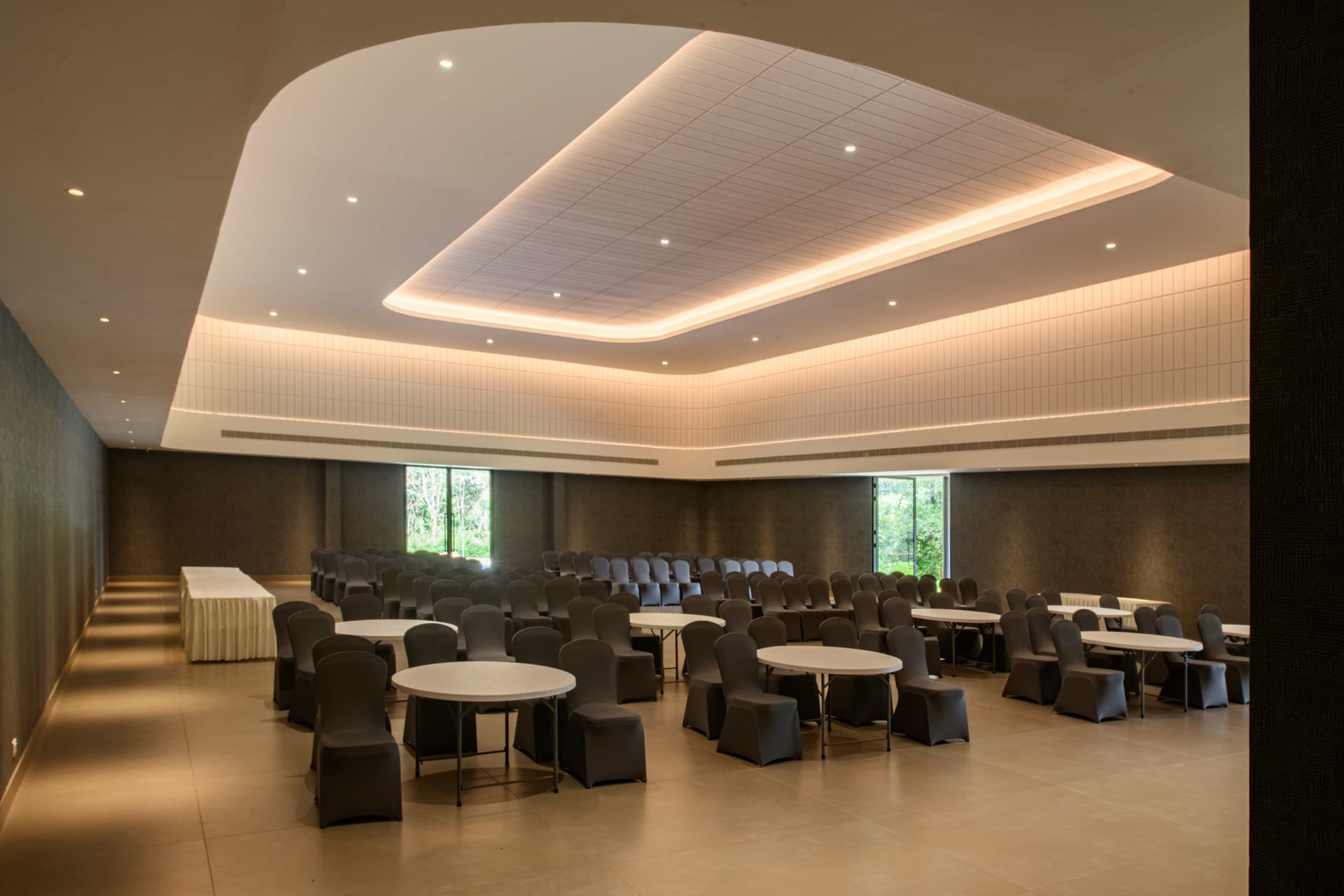 Base Eleven Convention Centre - Image 7