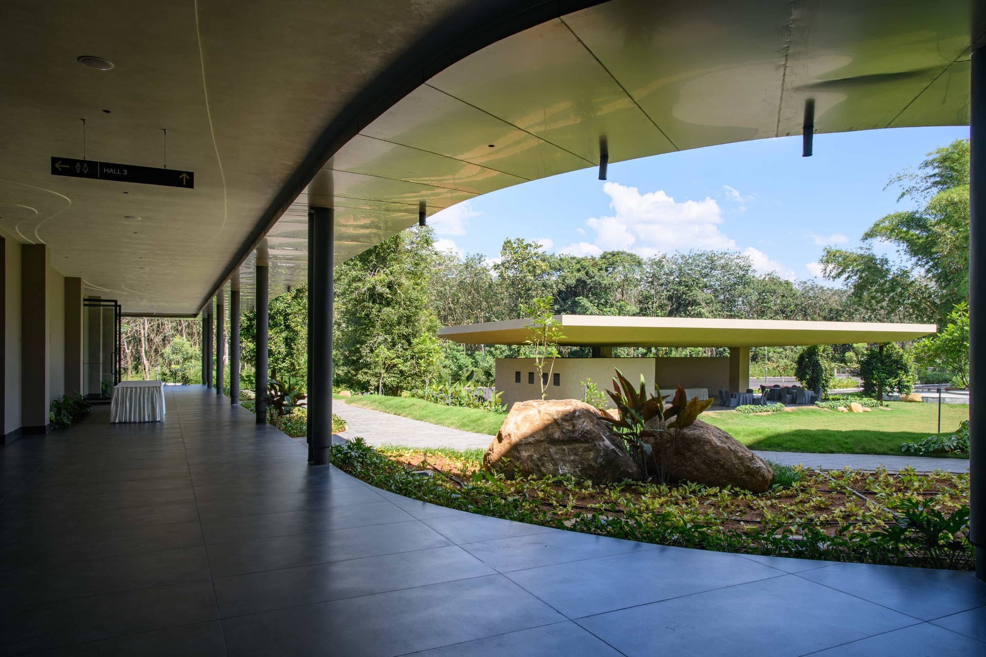 Base Eleven Convention Centre - Image 6