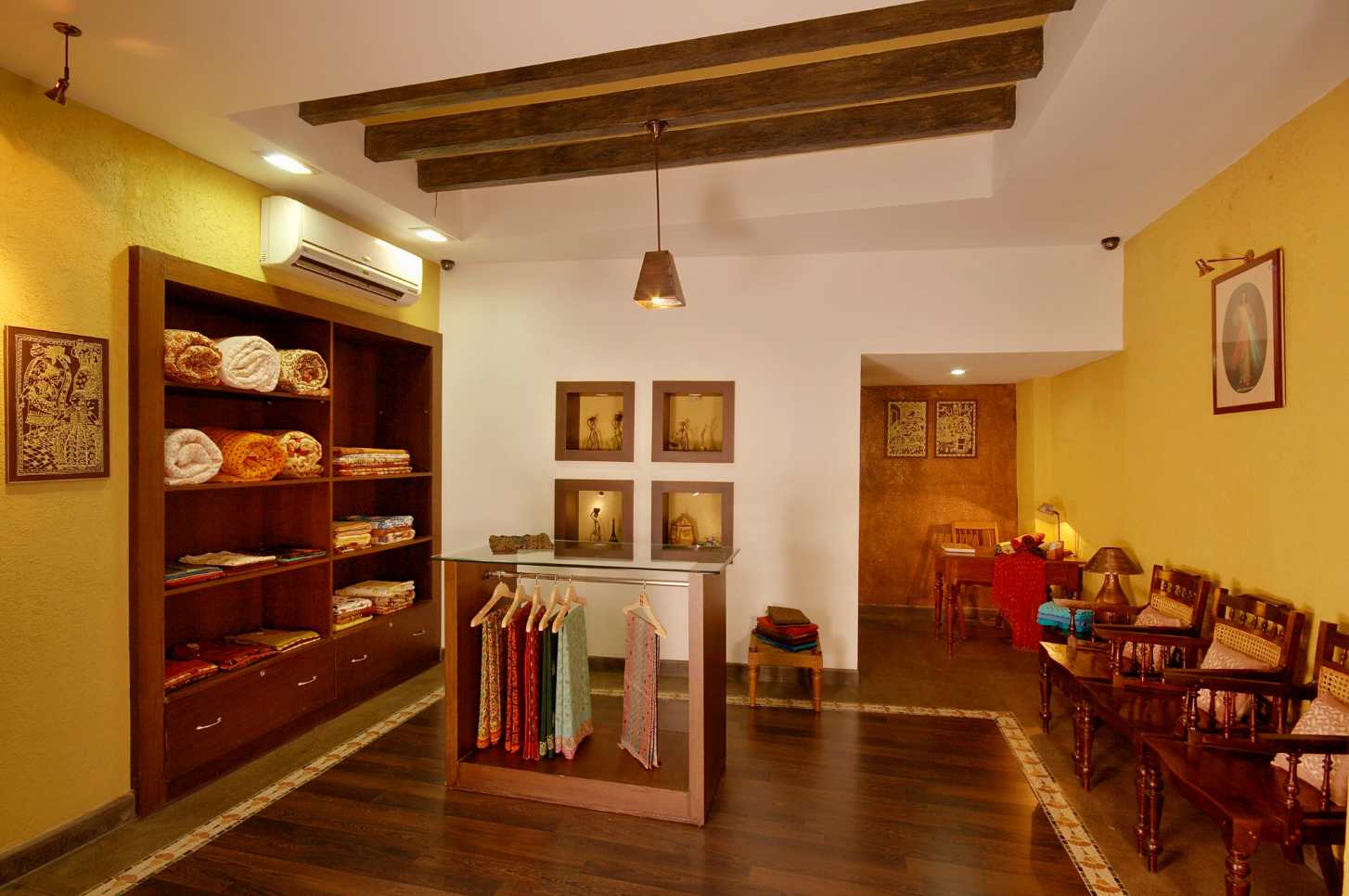 Orchids Designer Store - Image 2